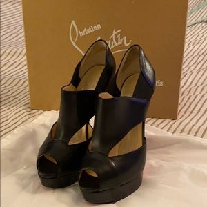 Christian Louboutin Pitou 150 Calf cutout booties